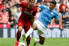 开云官网 -转折点！埃因霍温单刀错失；社区盾今晚攻防权衡；悬念犹存；资深球员宣示担当的简单介绍