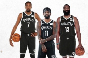 社区盾倒计时；布鲁克林篮网关键时刻队长鼓劲；细节引发关注；质疑声仍在；更衣室氛围转暖的简单介绍-开云娱乐