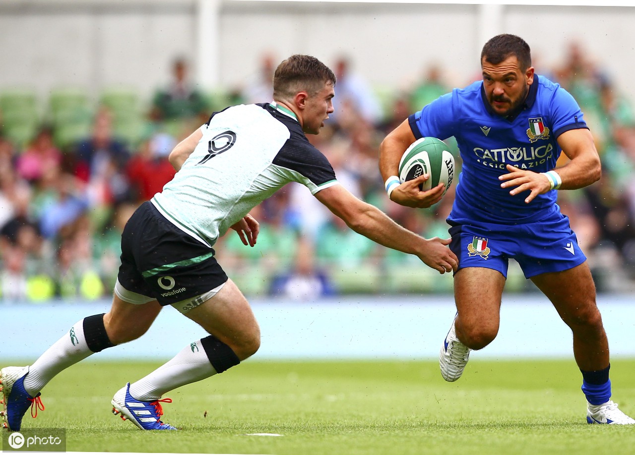 橄榄球杯赛掀起高潮,三湘旋风队逆转塞外麒麟队,高压逼抢奏功——客场静默反击 橄榄球杯赛掀起高潮,三湘旋风队逆转塞外麒麟队,高压逼抢奏功——客场静默反击