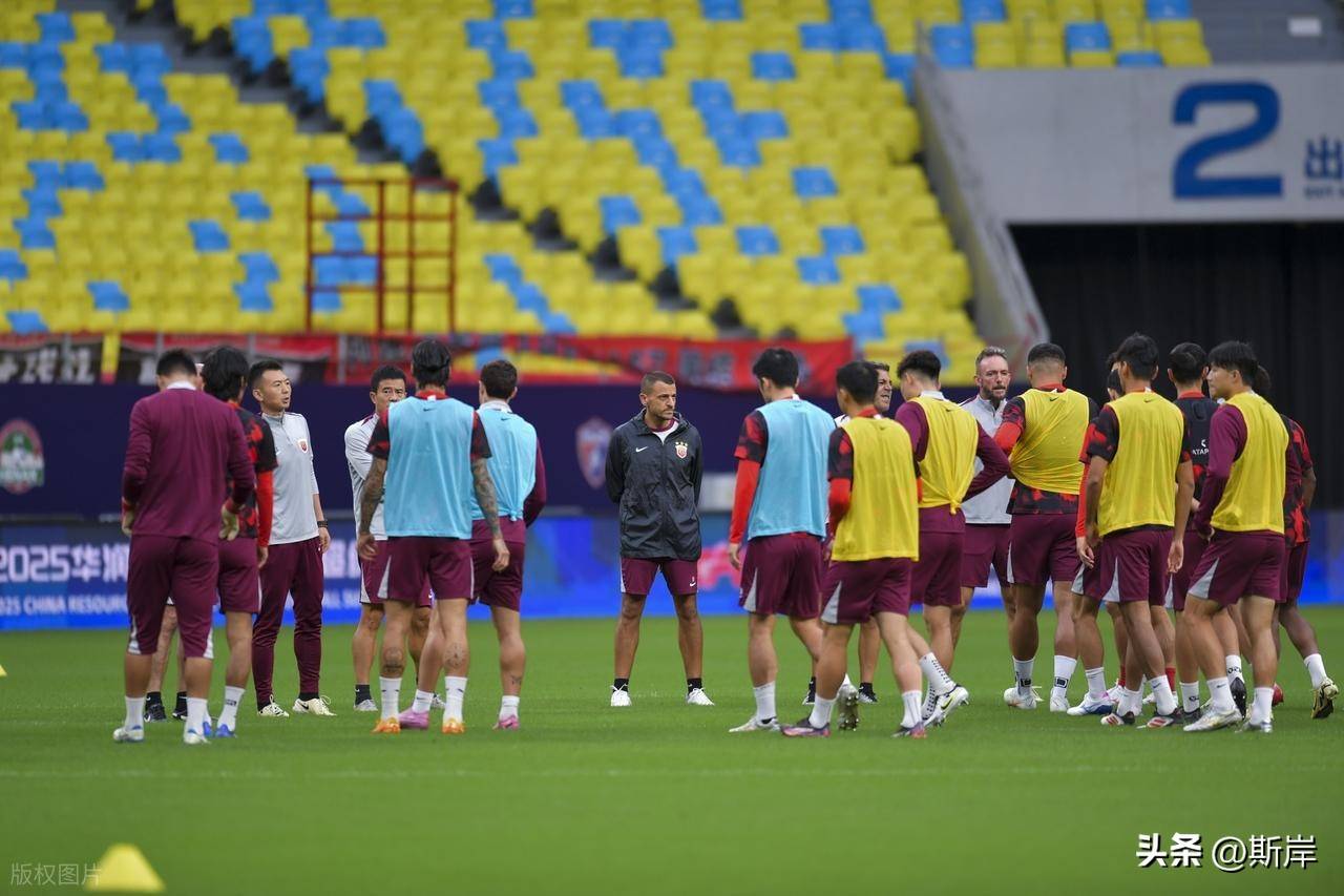 关于德甲国际比赛日走向成谜，成都蓉城内部沟通，信心回归，球队文化再被提及的信息