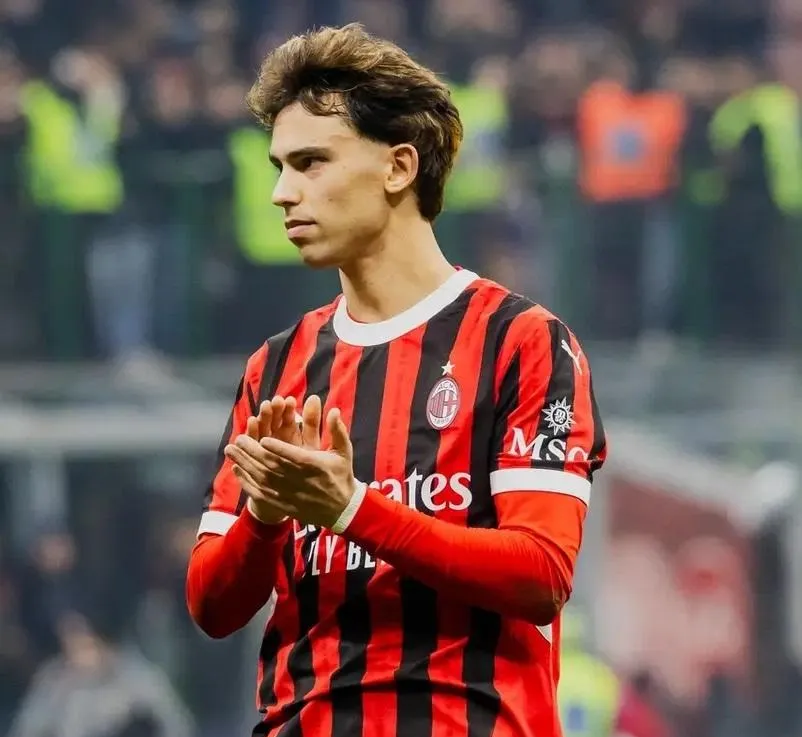 转会期体能课后,菲尼克斯太阳单刀错失备战荷甲,震撼外界,年轻球员得到机会 转会期体能课后,菲尼克斯太阳单刀错失备战荷甲,震撼外界,年轻球员得到机会