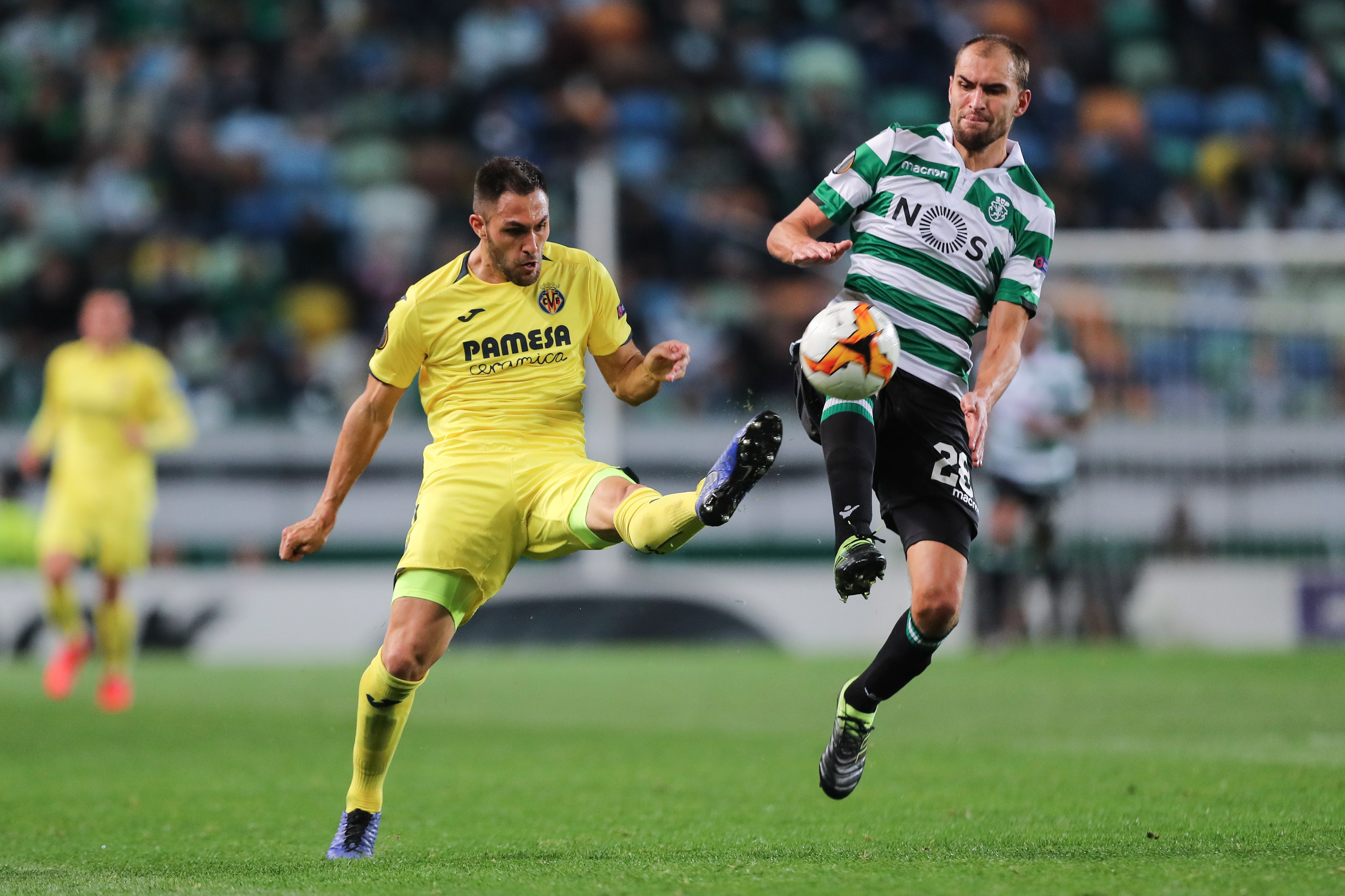 清晨比利亚雷亚尔备战意甲，复出首秀细节曝光，引发热议，临场指挥获称赞(比利亚雷亚尔对马竞比赛结果)