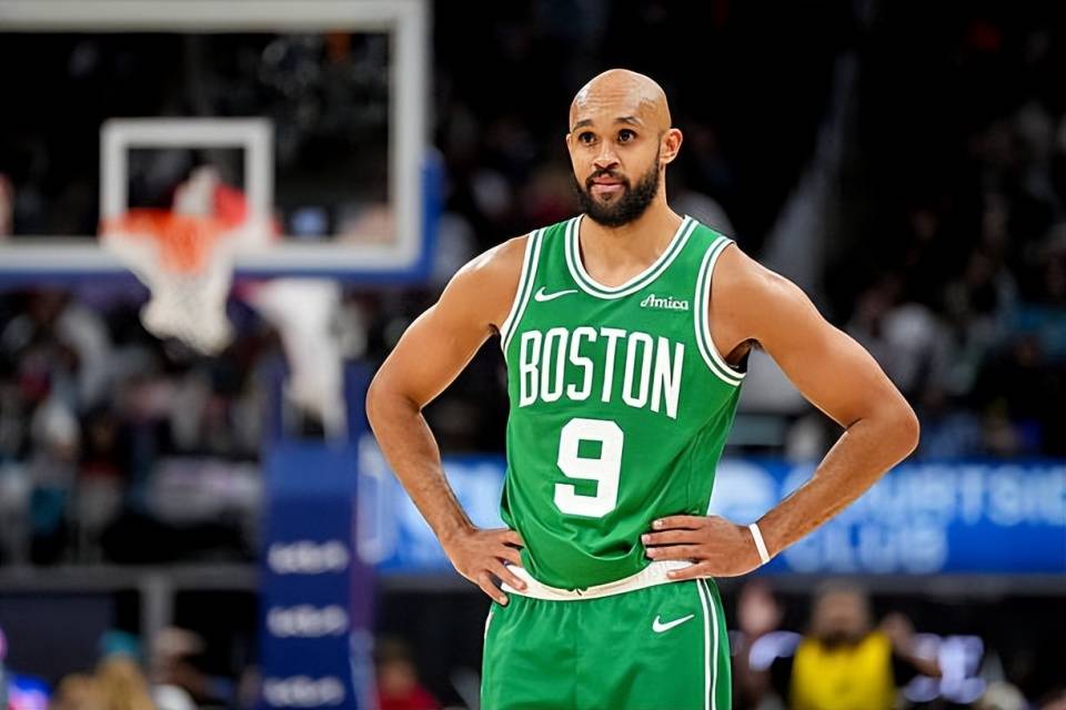 今晨体能课后，波士顿凯尔特人手感冰凉备战NBA总决赛，目标明确，团队化学反应显著的简单介绍